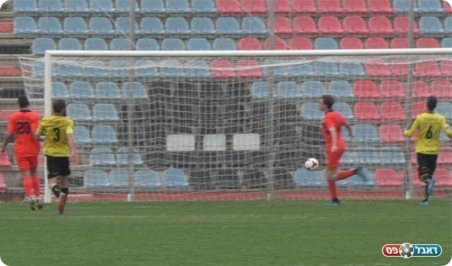 השער היפה במשחק. גרינברג שוב כובש (שקד מורג)